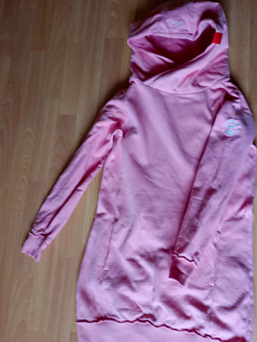 Adenauer und kapuzenkleid - und,
